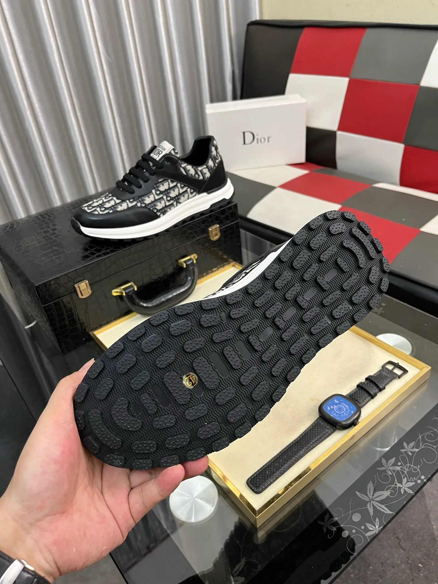 Men's Men's Shoes 💰420⌚️⌚️[Dior] 2025 Dior original lace-up low-top men's shoes Classic casual shoes 🔥This model is the official flagship model, with high quality and made by famous original factory designers. It is made of high-quality cowhide with original materials ➕comfortable and breathable mesh lining ➕pigskin insole, perfect last shape, generous and fashionable design, attracting many consumers, code number: 38--442️⃣Colors available